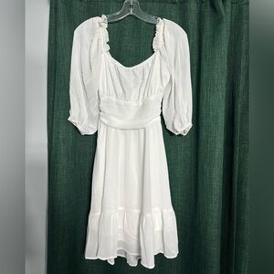 Flowy White Dress with Tie Back Women’s Xtra-Small